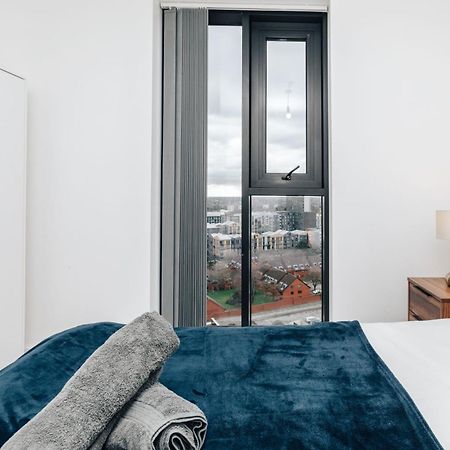 Luxury 2 Bedroom Apartment, Broad Street Birmingham Ngoại thất bức ảnh