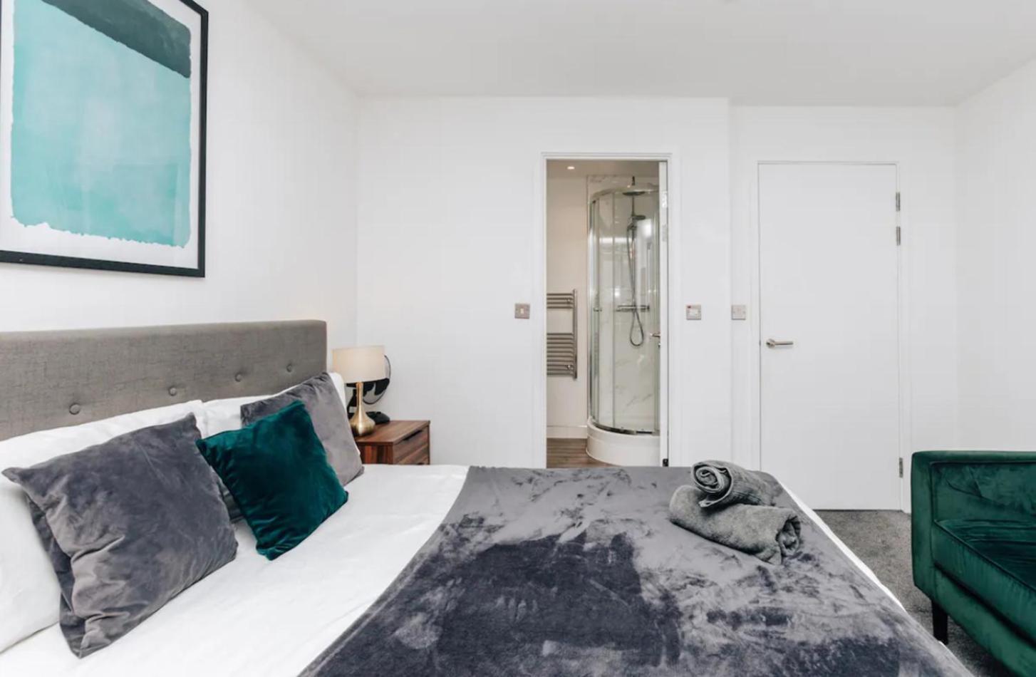 Luxury 2 Bedroom Apartment, Broad Street Birmingham Ngoại thất bức ảnh
